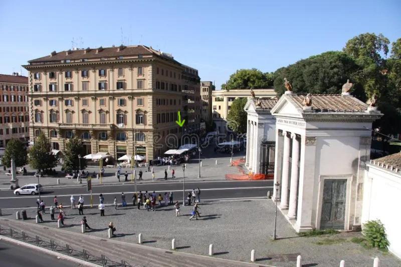 Appartamento Al Centro Di Roma BosuiteŘím Exteriér fotografie